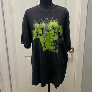 Mid 2000s DC Shoes Men’s XL T-shirt